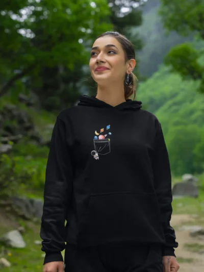 هودی با طرح فضانورد